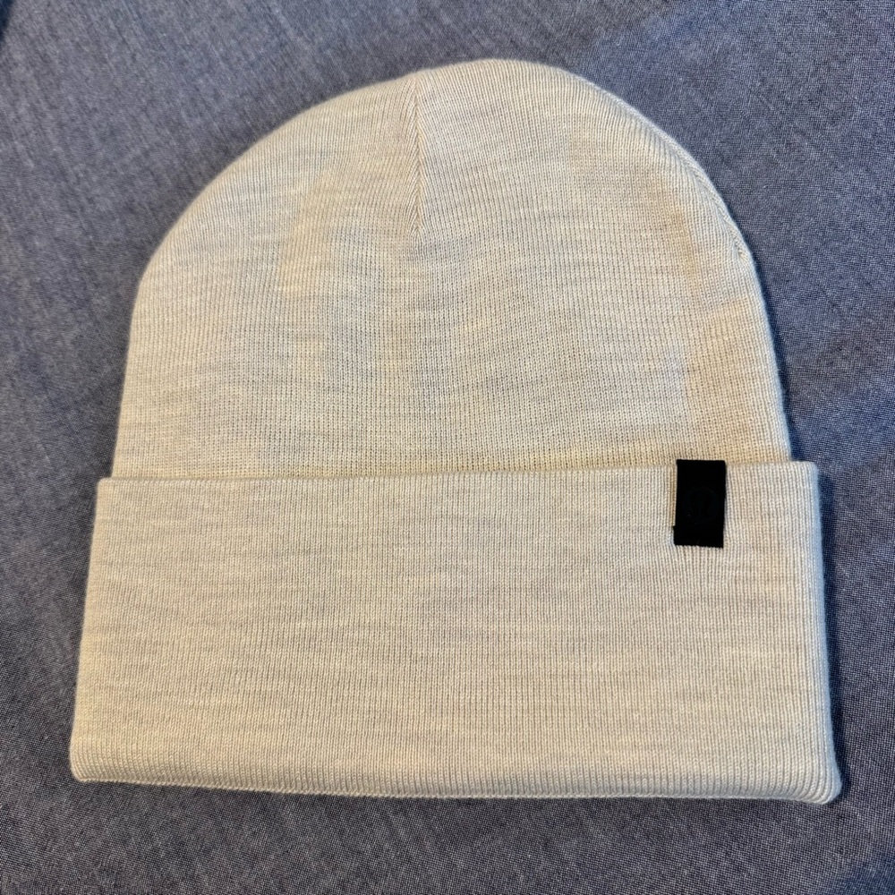 Lululemon Athletica Light Beige Knit Beanie